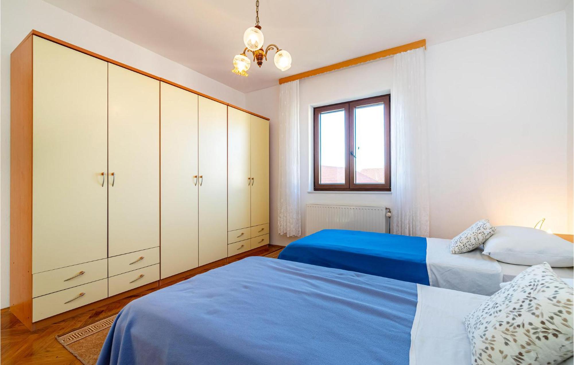 2 Bedroom Cozy Apartment In Zadar Extérieur photo